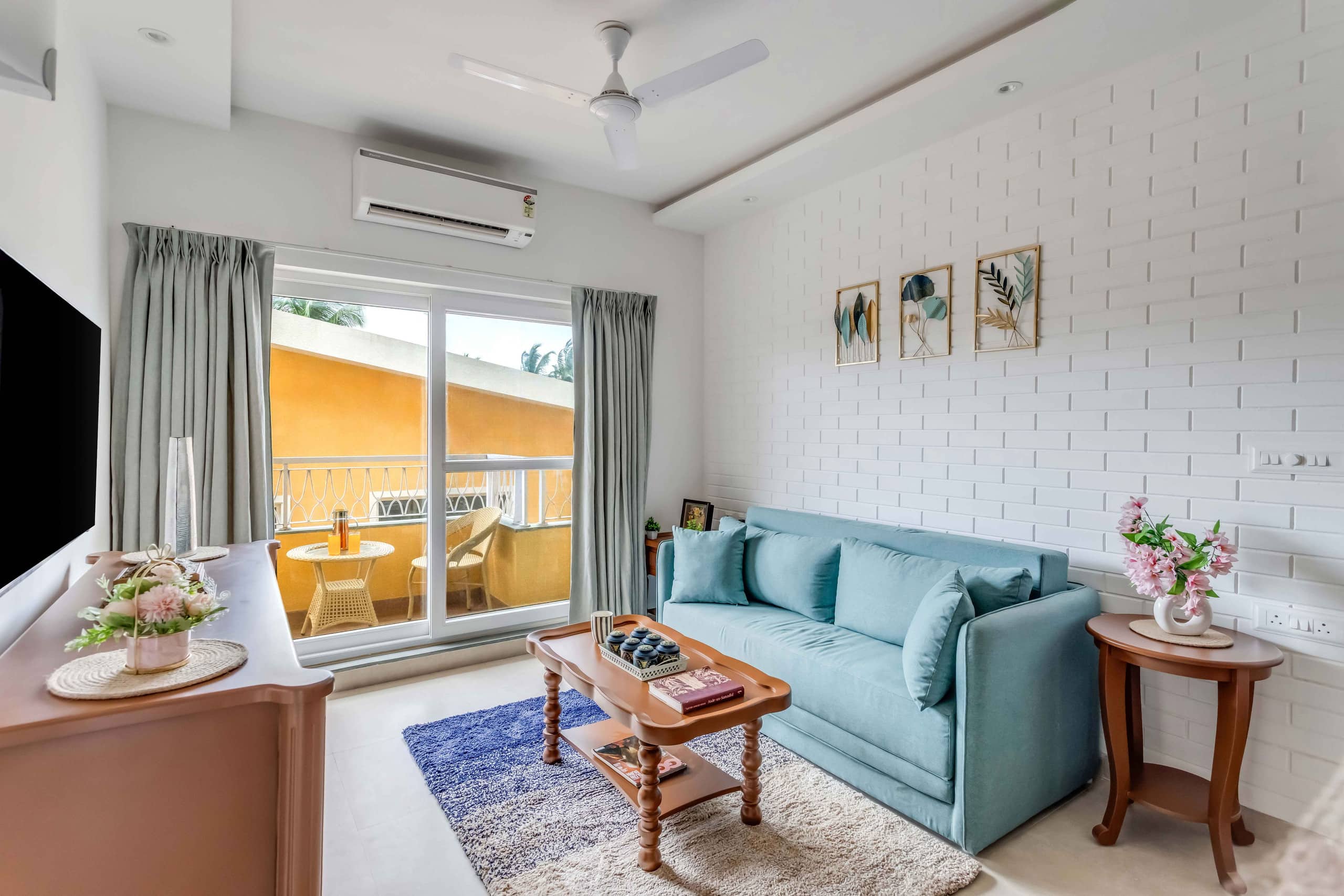 Arela Luxury 1BHK by tisyastays Candolim - Tap to explore photos