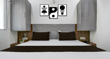 Hotel O Side View Room Type - Classic