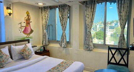 Storica Stays - Panorama Haveli Room Type - Deluxe Room With Lake View