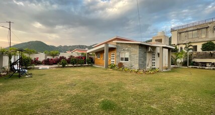 7 Hill Villa- Entire 2BHK with Private Pool Room Type - 7 Hill Villa- Entire 2BHK with Private Pool