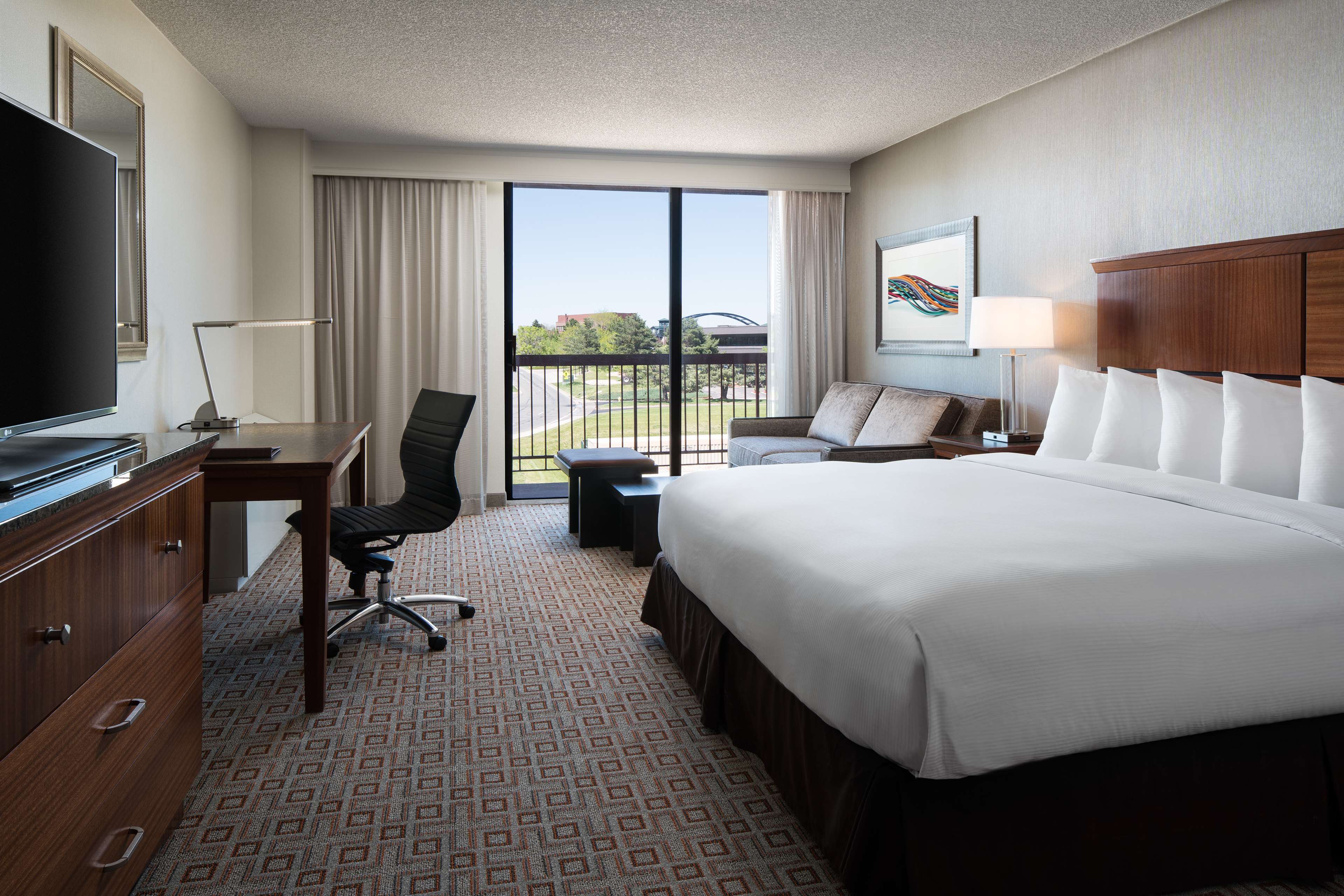 DoubleTree by Hilton Denver Tech Center - Tap to explore photos
