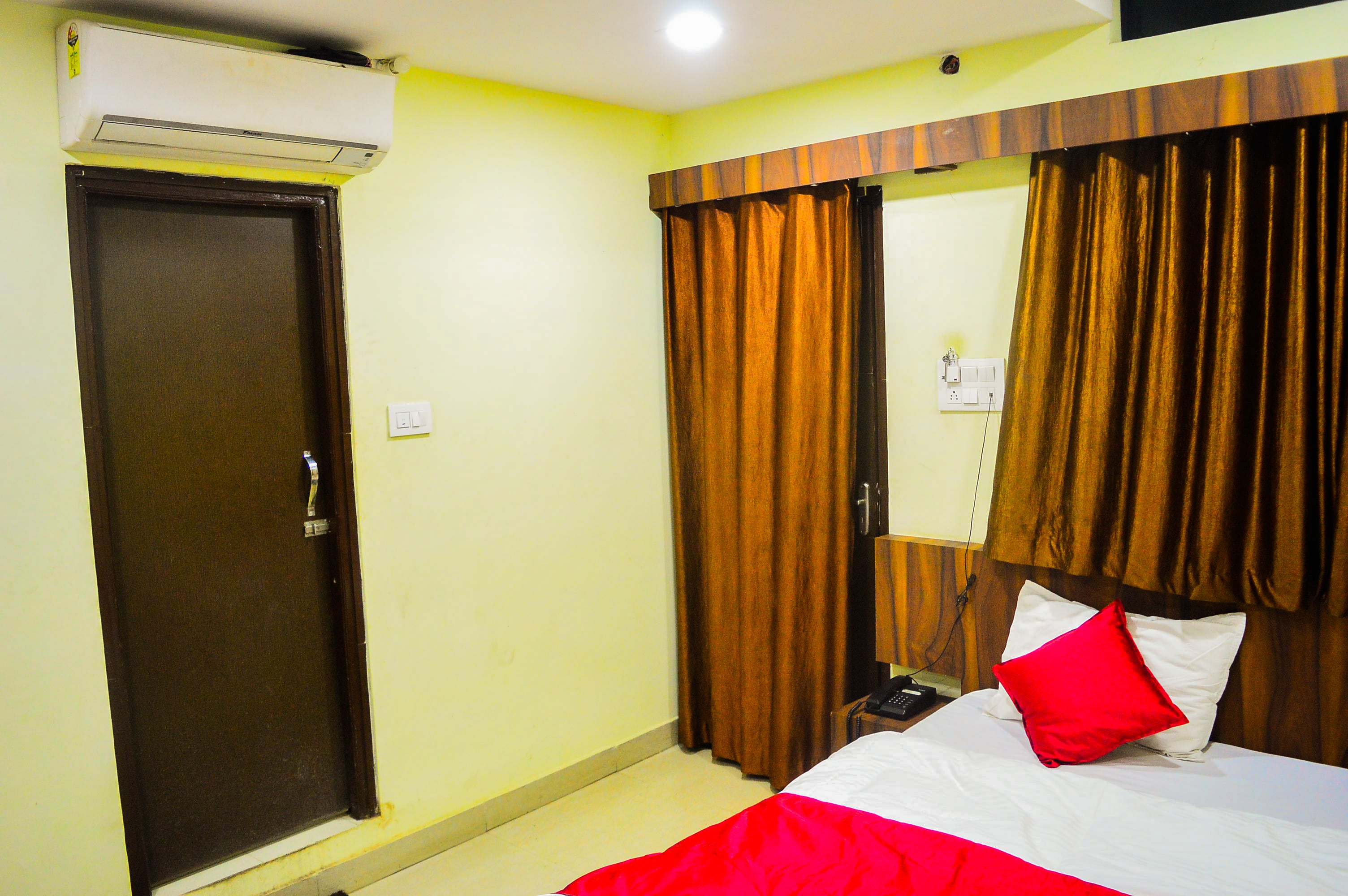 Hotel Kalash (Opp. Railway Station), Ujjain - Tap to explore photos
