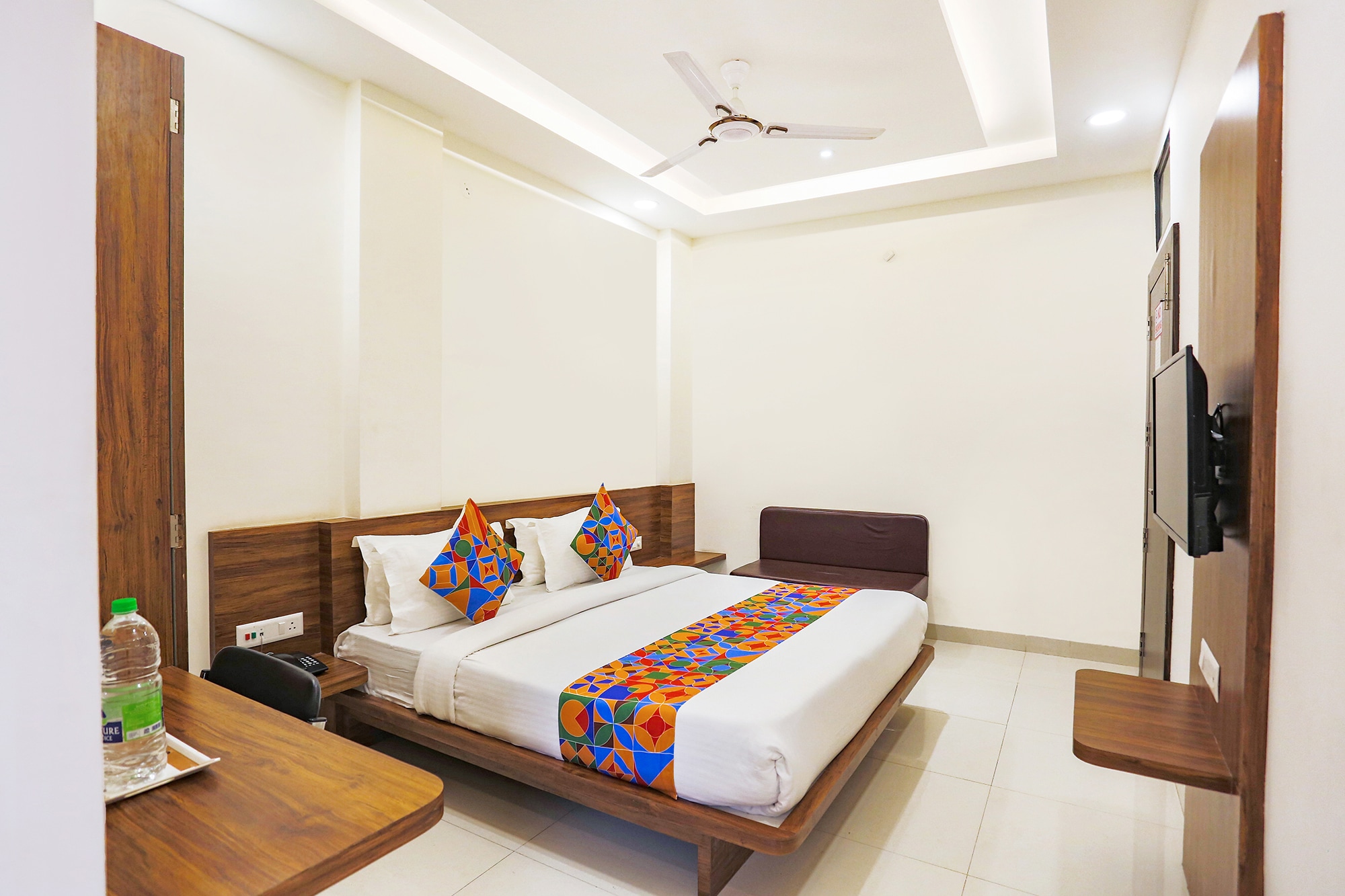 FabHotel Balaji Paradise - ALLEN Career Institute - Tap to explore photos