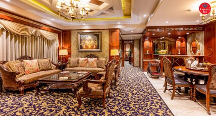 Express Inn The Business Luxury Hotel Room Type - Presidential Suite (In Room Private Bar, Fitness Machinery, Bath Tub, Jacuzzi) Express Inn The Business Luxury Hotel Room Type - Presidential Suite (In Room Private Bar, Fitness Machinery, Bath Tub, Jacuzzi)