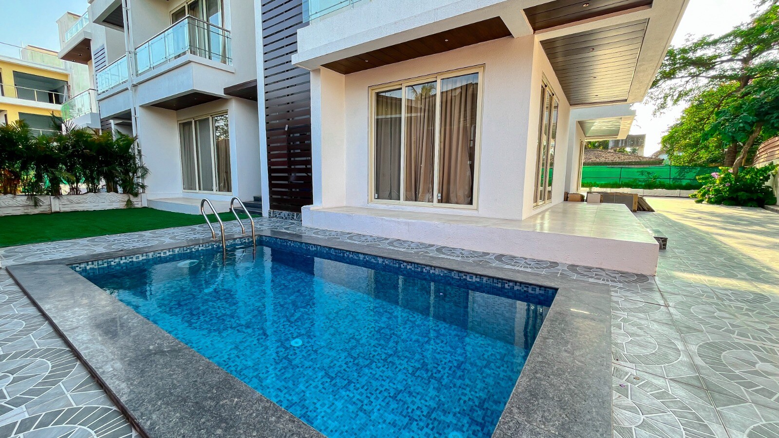 Misty Rose 4bhk Luxurious Villa in Lonavala by Book My Stay - Tap to explore photos