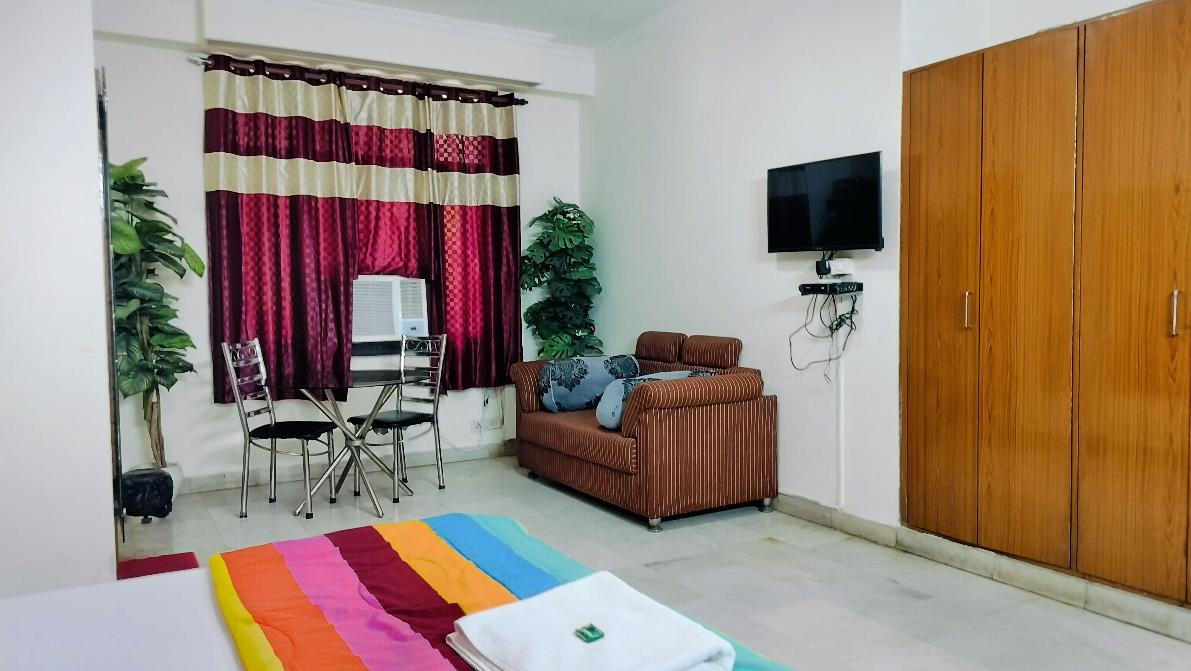 Balo Jagannath Guest House - Tap to explore photos
