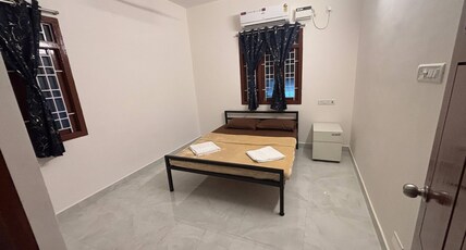 Value Stay Oak 1BHK Hotel City Centre Airport Room Type - Value Stay Oak 1BHK Hotel City Centre Airport