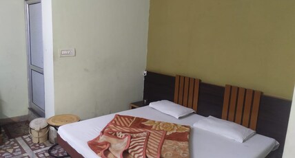 Hotel shiv palace (station road) Room Type - Deluxe Room