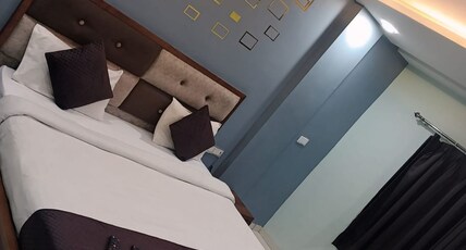 HOTEL JAY SHREE PALACE Room Type - DELUXE