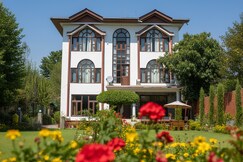 Pallas Inn Resorts, Srinagar