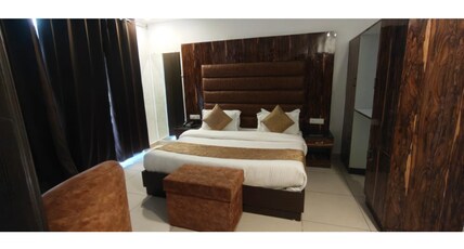 Mountain Midst | Rooms with Balcony Room Type - Mountain View Non Ac