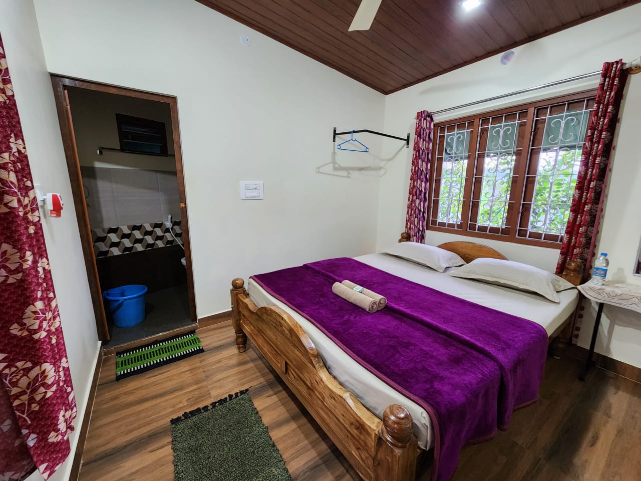 Thamane Homestay - Tap to explore photos