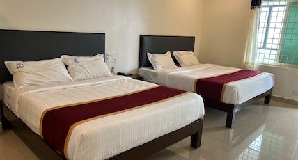 HOTEL SITAR GRAND Room Type - 4 Bedded AC Family Room With 2 Bathrooms