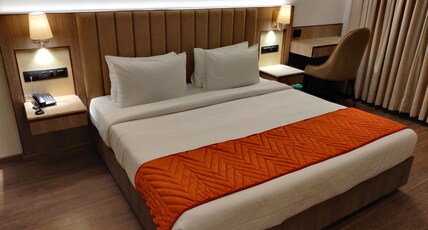 The Seven Hotel Room Type - Premier King Room