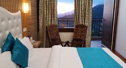 Hotel Dewan Palace Room Type - Premium Deluxe Room AC ( Mountain View )