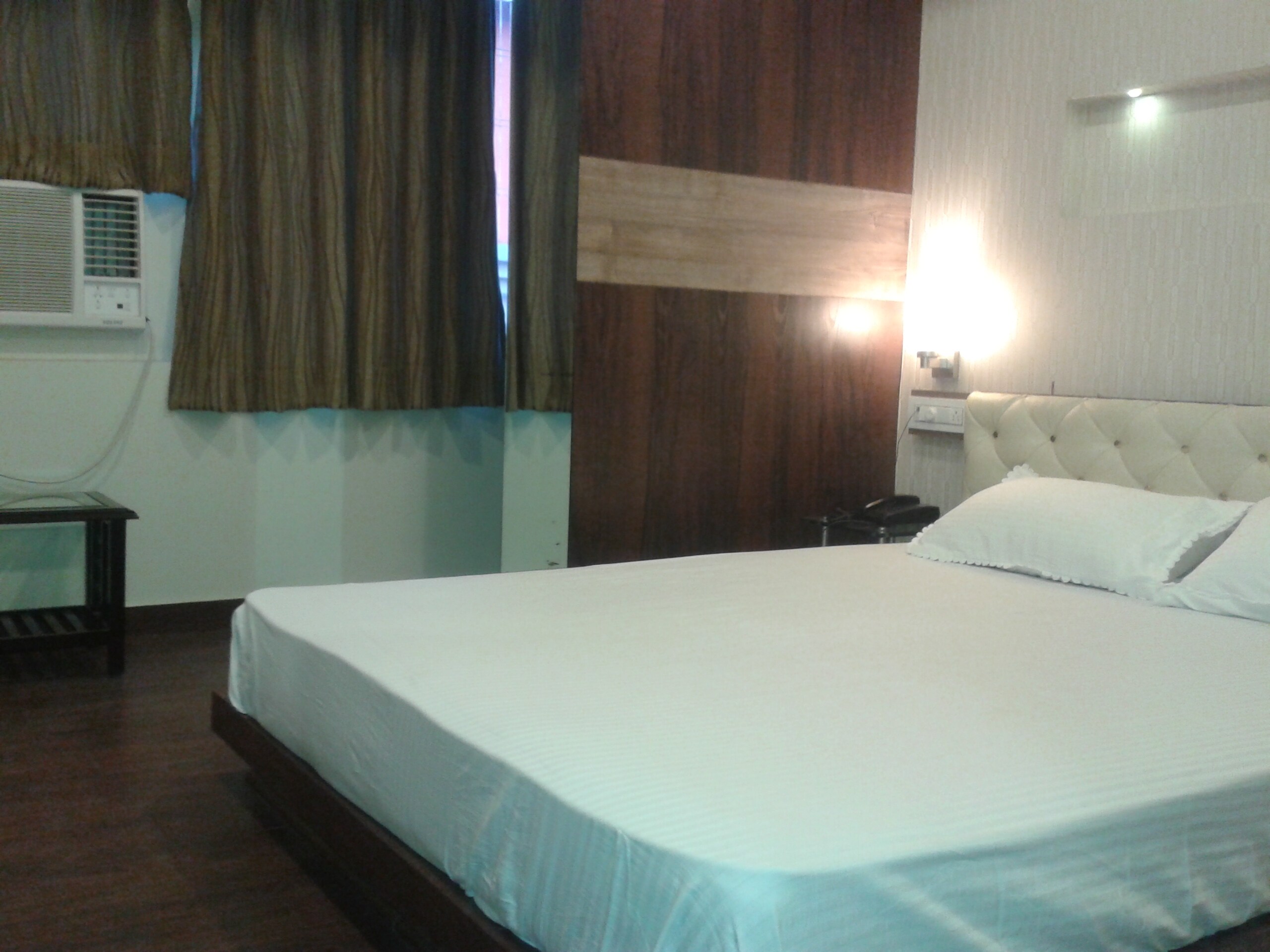 Hotel Balaji - Tap to explore photos