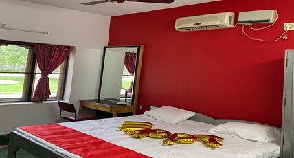 sugam resort Room Type - 1 Bedroom Cottage with Garden View