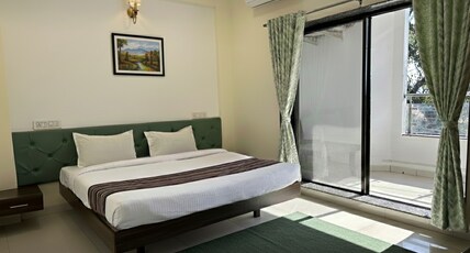 Capital Resort, Mahabaleshwar Room Type - mountain view with private balcony