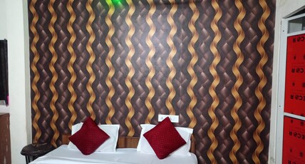 Hotel Shiv Raje Room Type - DOUBLE BED
