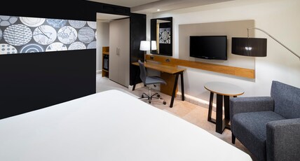 Crowne Plaza Harrogate Room Type - 1 Super King Premium