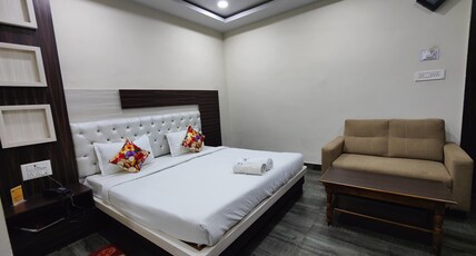 Hotel Cipron Inn Room Type - Royal Deluxe Suite Room