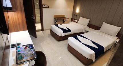 Hotel Palash Inn Room Type - EXECUTIVE TWIN OR KING SIZE BED