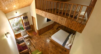 Chaklu Green Villa Mashobra Room Type - Family Room