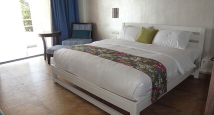 Avisa Nila Beach Resort Room Type - Deluxe Sea View Room