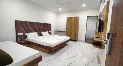 Shri Kunj Hotel & Restaurant Room Type - FAMILY ROOM
