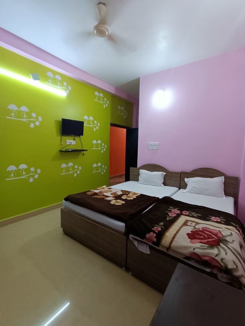 M K Mayur Guest House - Tap to explore photos