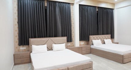 Viraj International Hotel Room Type - Super Deluxe Room