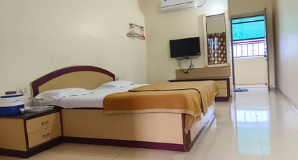 Hotel Kesar Room Type - Deluxe AC