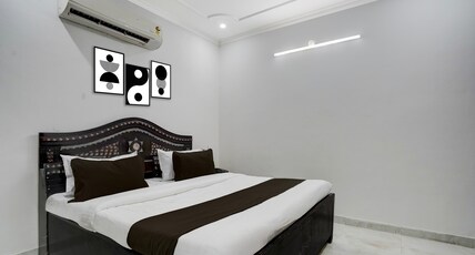 Townhouse Sector 46 Huda Market Room Type - Classic