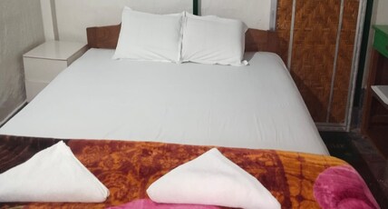 Dhananjay Eco Resort Room Type - DELUXE MUD HUT COTTAGE
