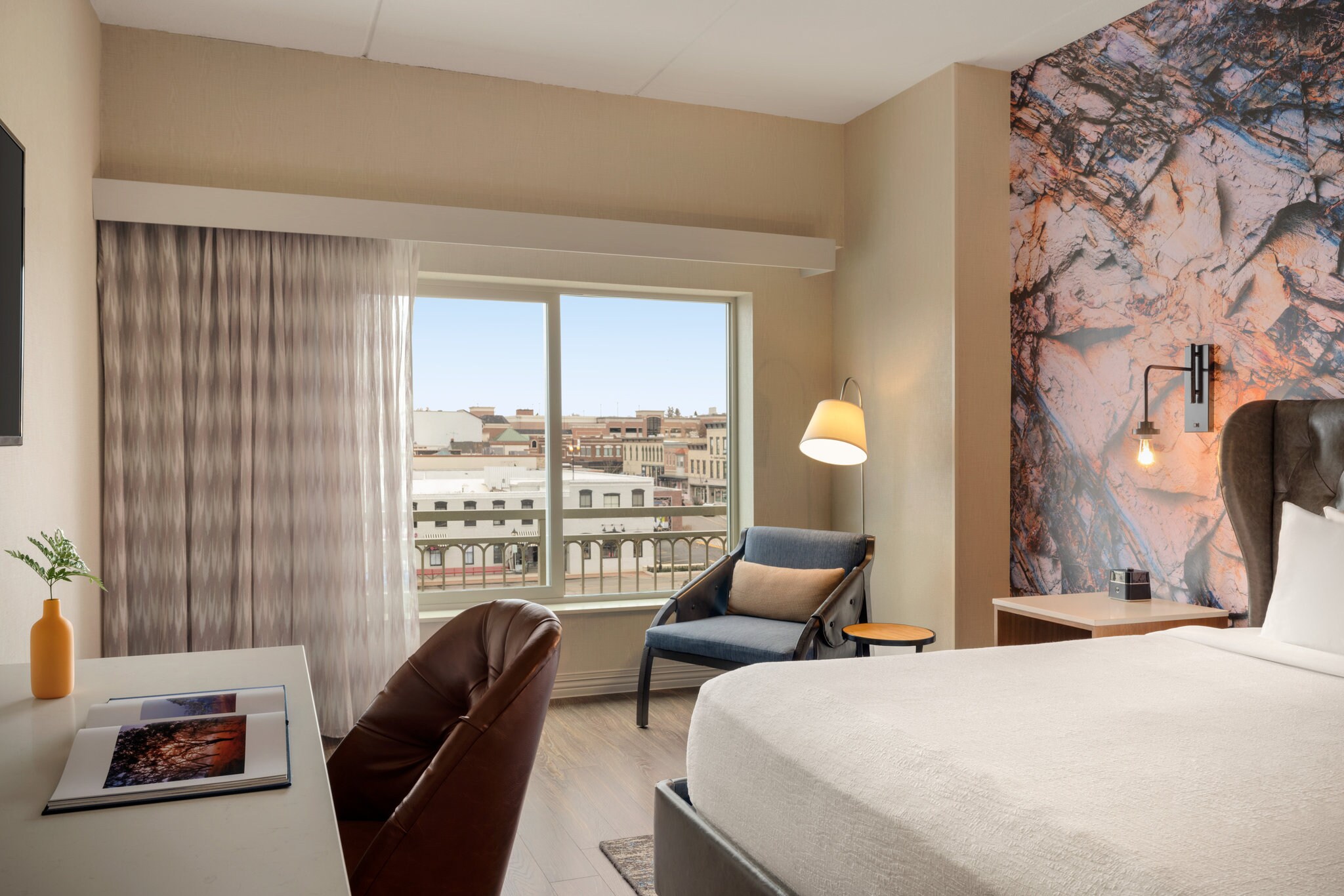 Hotel Indigo NAPERVILLE RIVERWALK, an IHG hotel - Tap to explore photos