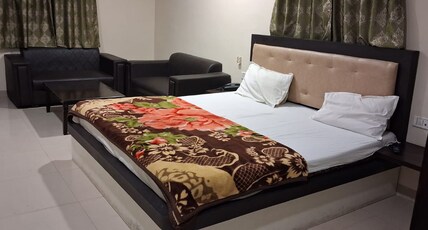 HOTEL SURYA Room Type - Deluxe Room With King Bed