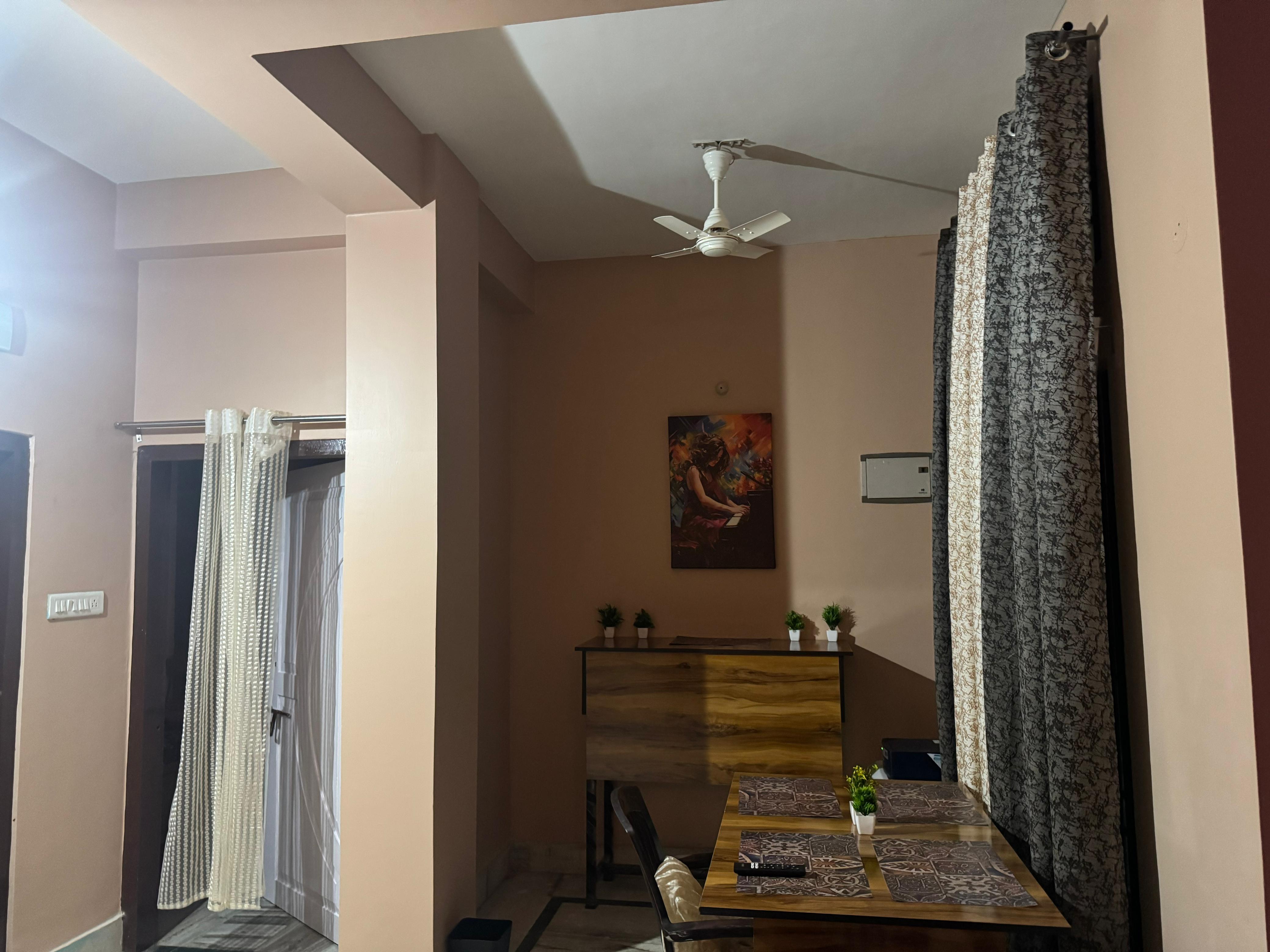 The city Loft (2bhk home) - Tap to explore photos