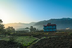 Room in Village Valley Farmstay near Kausani