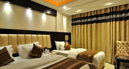 Hotel Sai Miracle (Newly Renovated) - Opp New Delhi Station & Connaught Place Room Type - Executive Triple Room