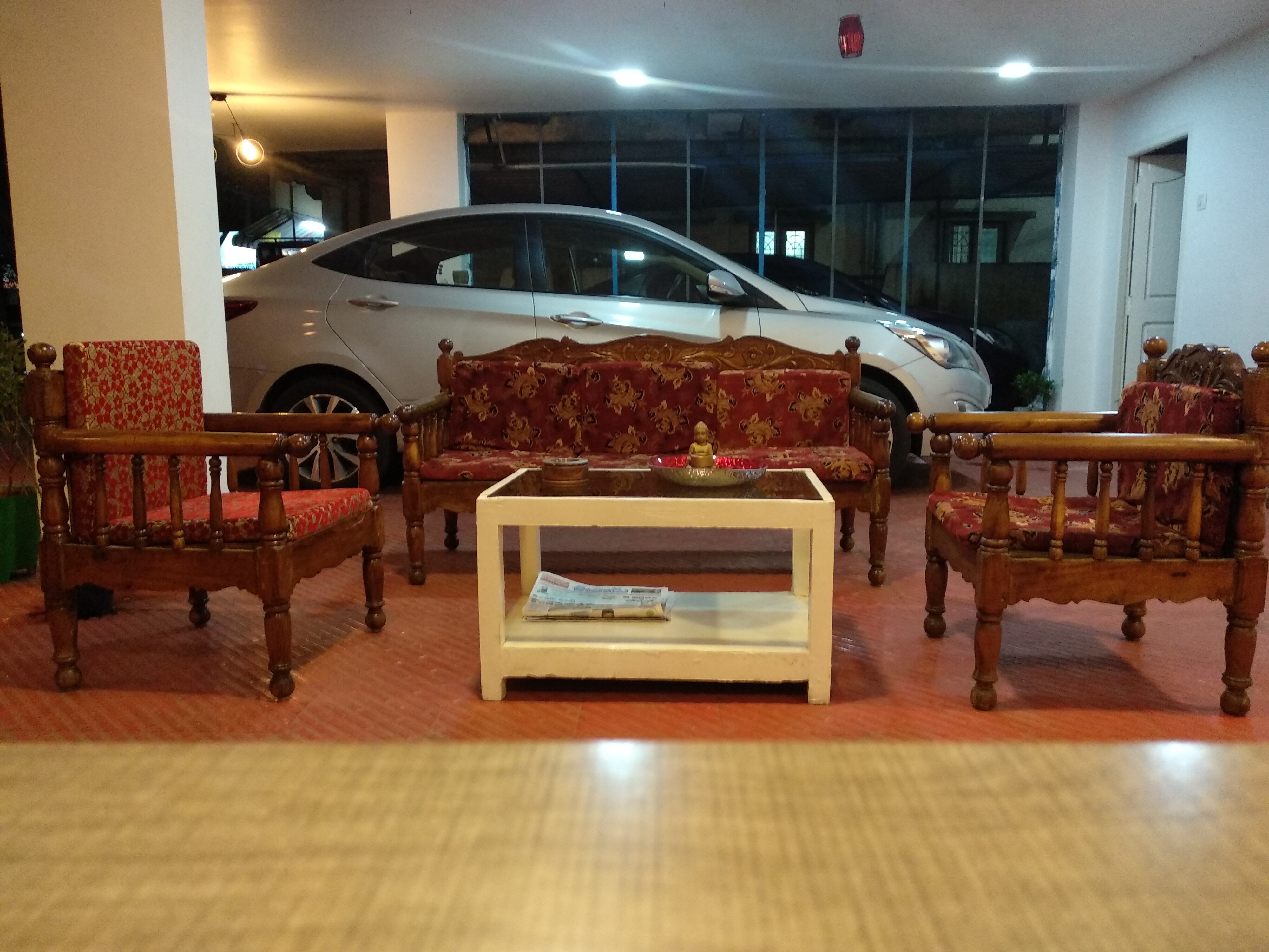 BAJAJ HOME STAY - Tap to explore photos