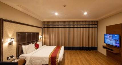 Anjushree Room Type - Club (Complimentary Mini Bar from Set Menu)