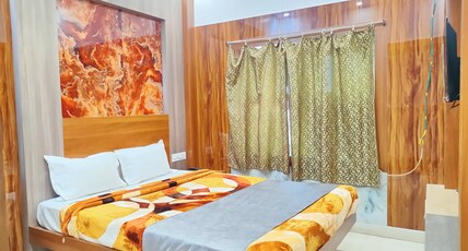 Hotel Aparna Room Type - Standard Double AC