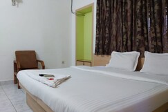 Cherry Tree | Rooms & Wi-Fi