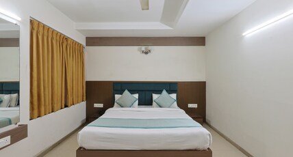 Hotel Venue Inn Room Type - DELUXE ROOM