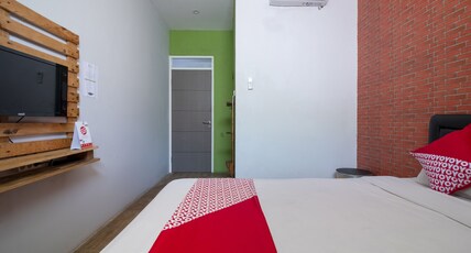 Collection O Bwalk Hotel Malang Room Type - Indonesia Standard Double