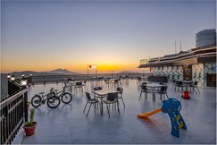 Address of Hotel Grand Sunset