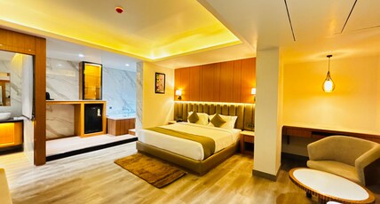 The Skyline Central Room Type - Skyline Suite