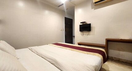 Hotel A10 International Paharganj Room Type - Deluxe Room