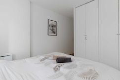 3 bedroom apartment with garden and swimming pool