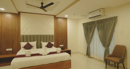HOTEL ANANTH INN Room Type - Executive Double Room